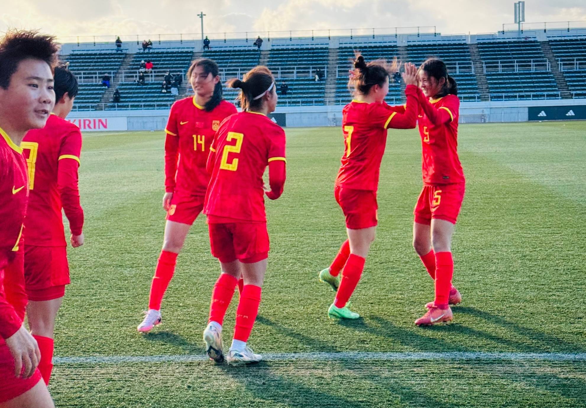 国际足球赛场上中国女队取得优异成绩